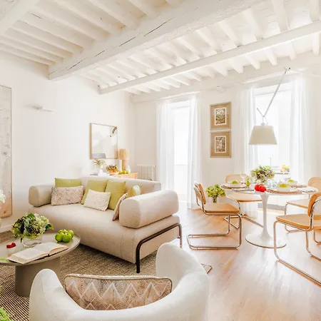 Apartment Letizia Mirror *